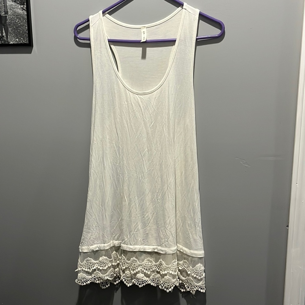 White racer back tank